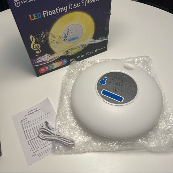 NWT Phunkee Tree LED Floating Disc Speaker - Picture 9 of 12